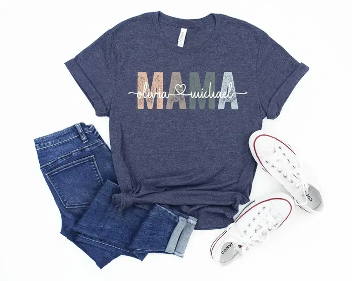 T-shirt personnalisé pour maman avec les noms des enfants