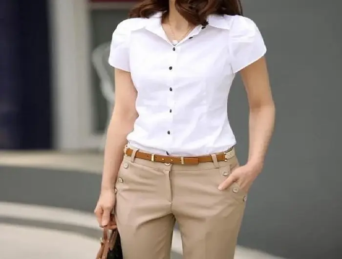 Chemise blanche à volants pour femmes