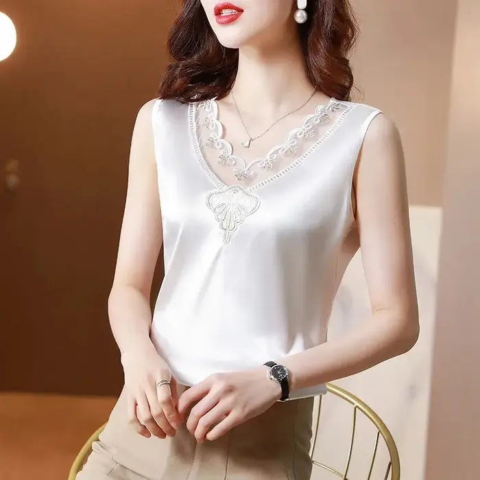 Débardeur à bretelles en satin pour femme