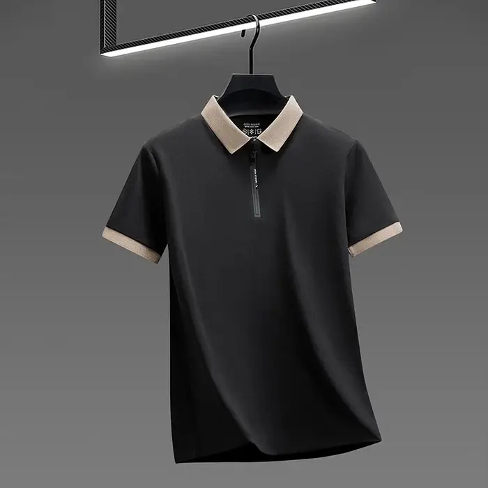 Polo pour homme en tissu respirant à demi-zip avec col à revers et manches courtes