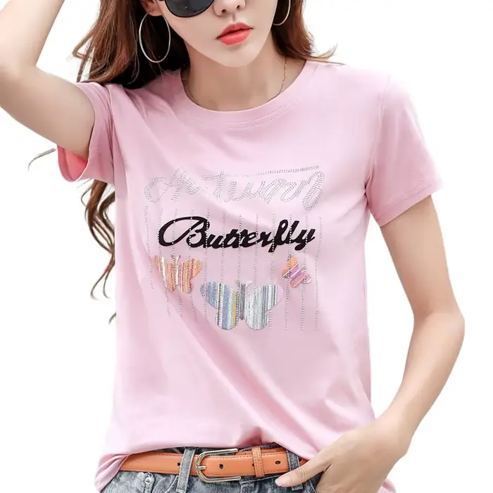 T-shirt manches courtes col rond, ample et brillant, en coton, avec lettres imprimées de papillons,