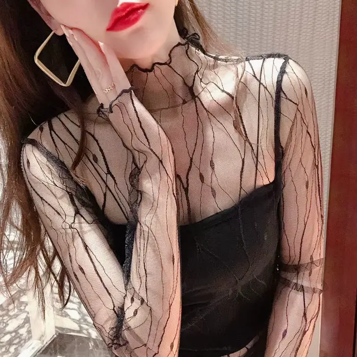 T-shirt en dentelle élégant pour femmes