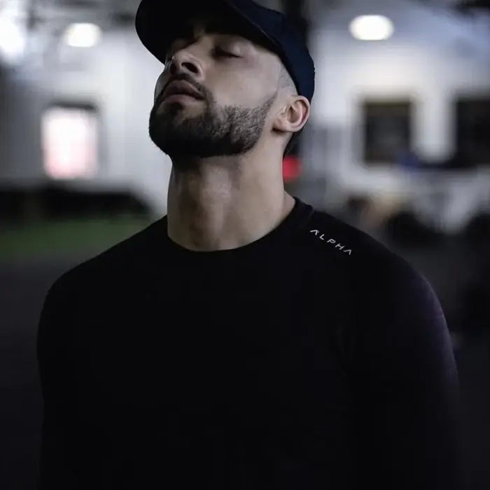 T-shirt de musculation à manches longues pour hommes
