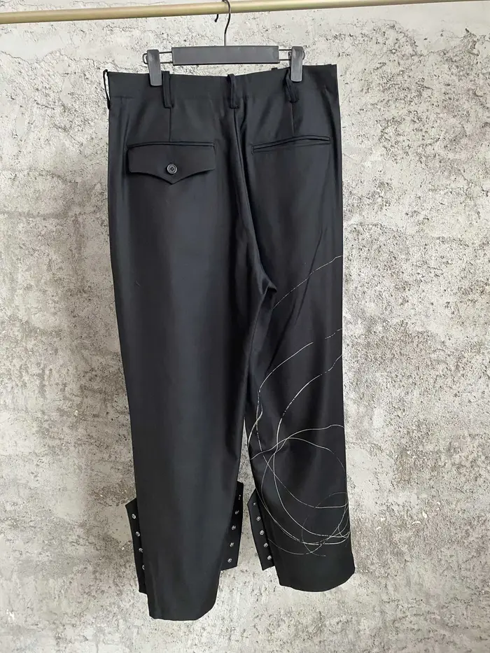 TOP-YAMAMOTO Collaboration de créateurs japonais Imprimé maison imprimé araignée Longues maigres