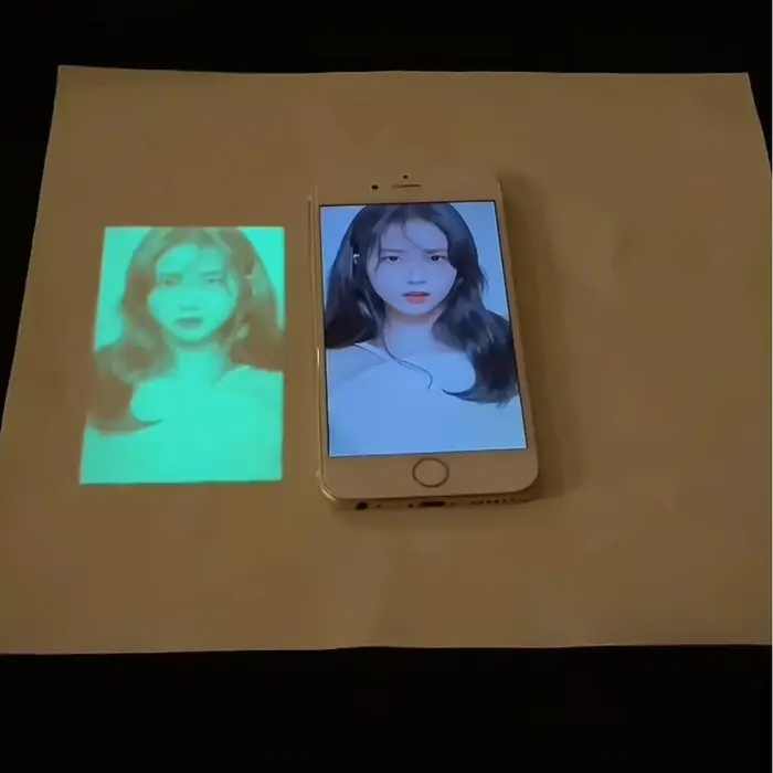 T-shirt interactif qui brille dans la nuit