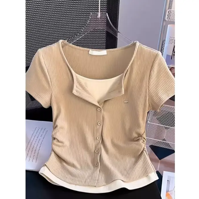 T-shirt amincissant à manches courtes pour femme
