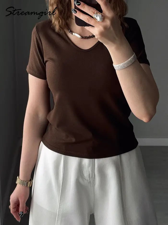 T-shirt Streamgirl d'été en modal à col en V et manches courtes pour femme