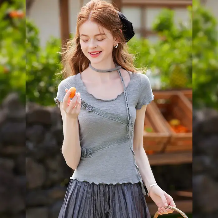 LOUIS YAO T-shirt femme 2025 mode d'été 3D fleur décoration dentelle épissage manches courtes Micro élastique coupe ajustée T-shir