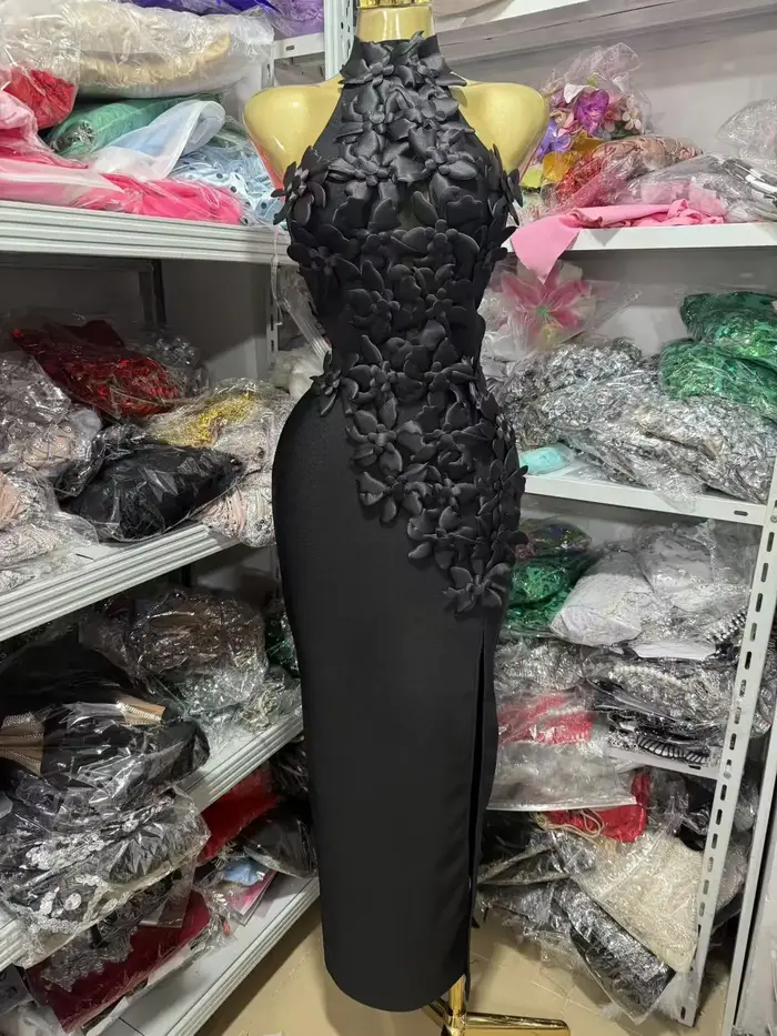 Rouge noir femmes sans manches Sexy hors de l'épaule moulante pansement longue robe florale élégante