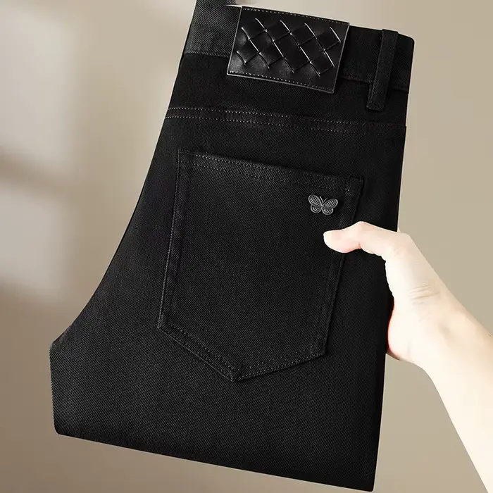 Jean noir pur pour hommes, nouvelle mode de luxe légère, polyvalent, élastique, coupe cintrée, petit