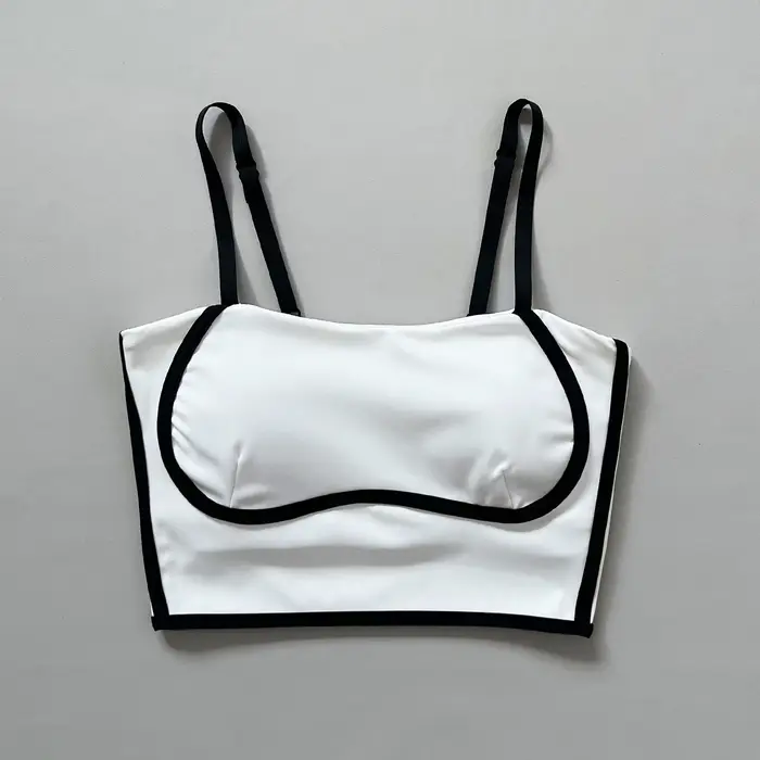 Nouveau débardeur de sport pour femme avec coussinets de soutien-gorge intégrés pour la course à pied