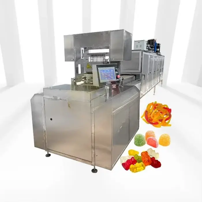 Jelly Sweet Gummy Bear dépôt bonbons faire Machine fabrication Bonbon petite ligne de Production entièrement automatique