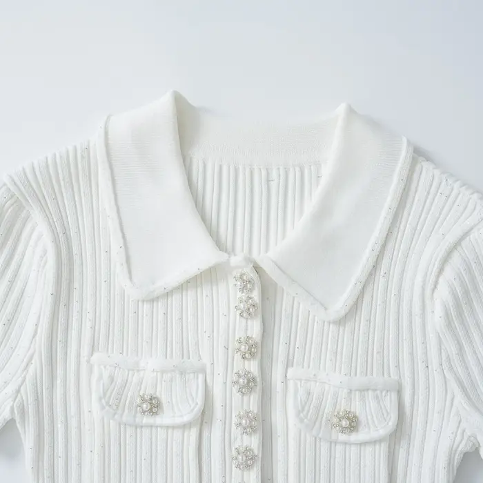 Marque Designer Polo robe tricotée femmes été à manches courtes simple boutonnage fleur bouton tricot pull Mini robes