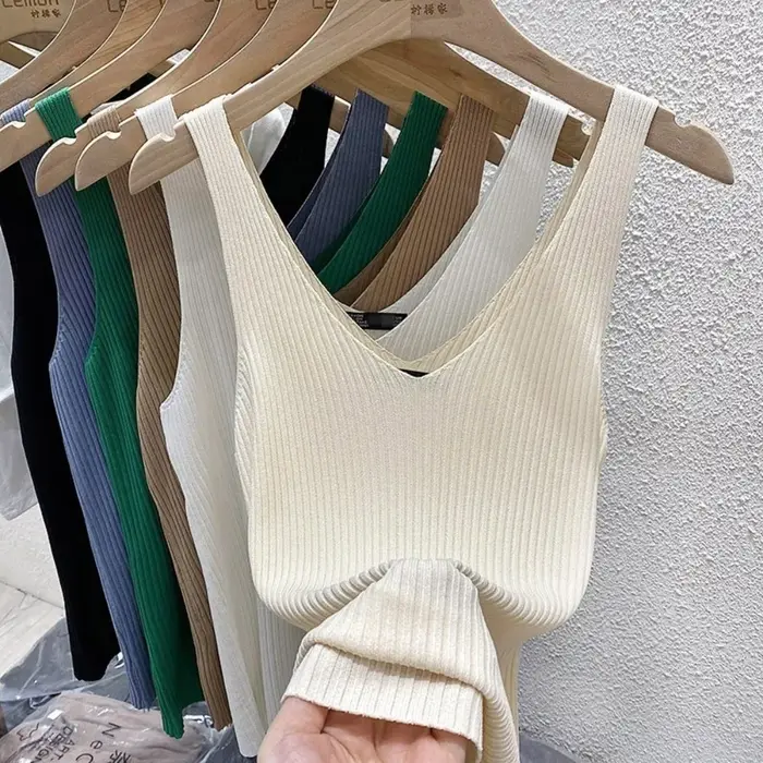 Débardeur en soie glacée couleur unie