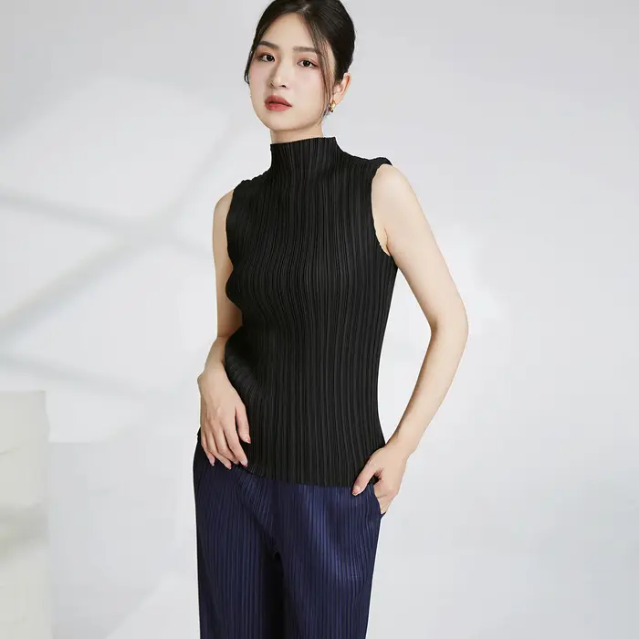 Miyake couleur unie japonais Simple cent T-shirt haut 2025 été nouveau tempérament trajet