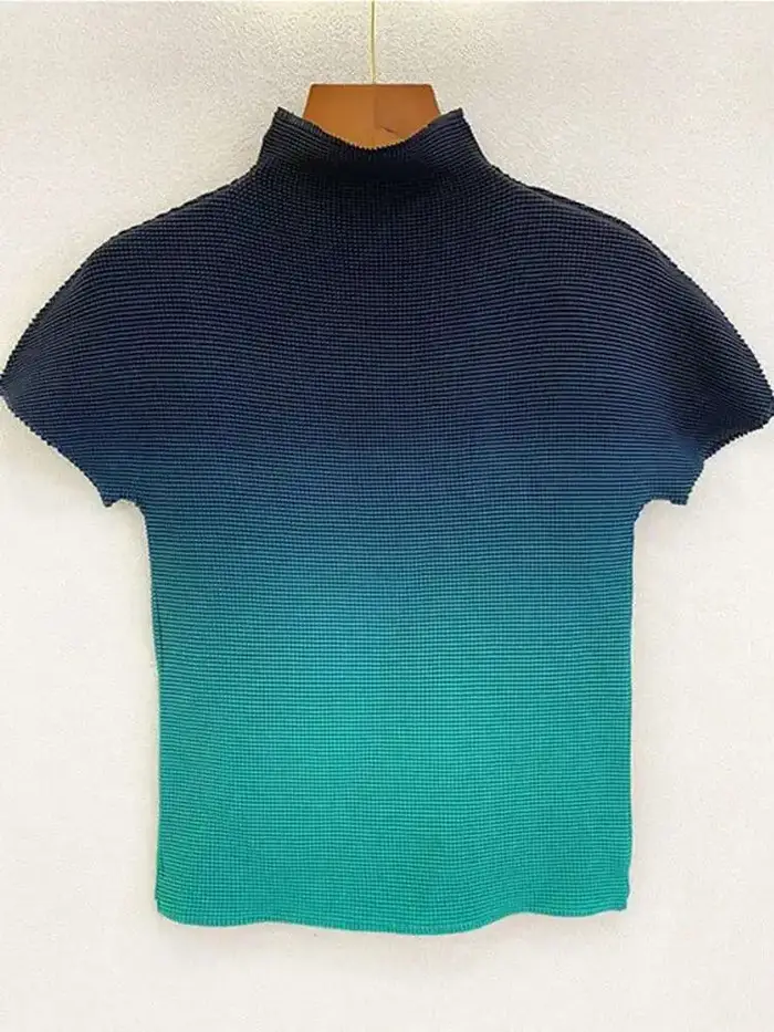 DEAT T-shirts plissés dégradés à col montant et manches courtes pour femme, style décontracté, nouvelle mode été 2026 15HT177