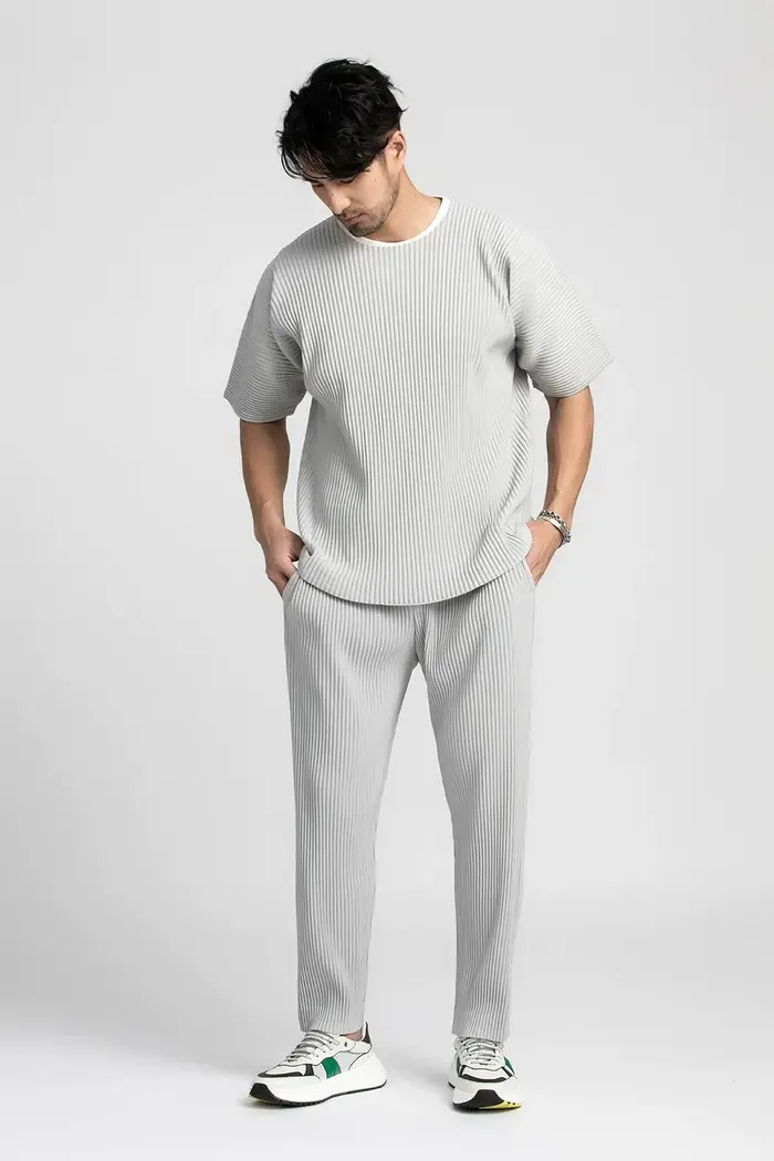 Miyake T-Shirt plissé pour hommes vêtements d'été à manches courtes