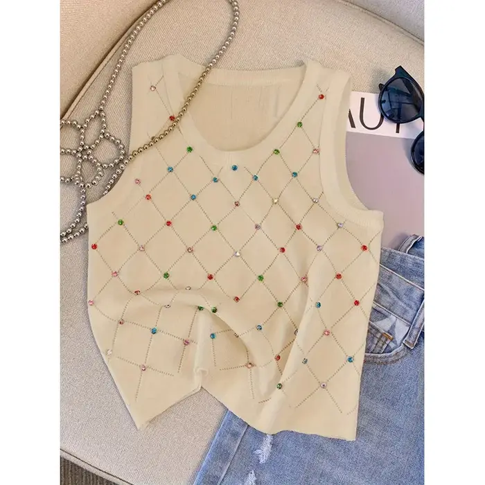 Débardeur tricoté en strass coloré