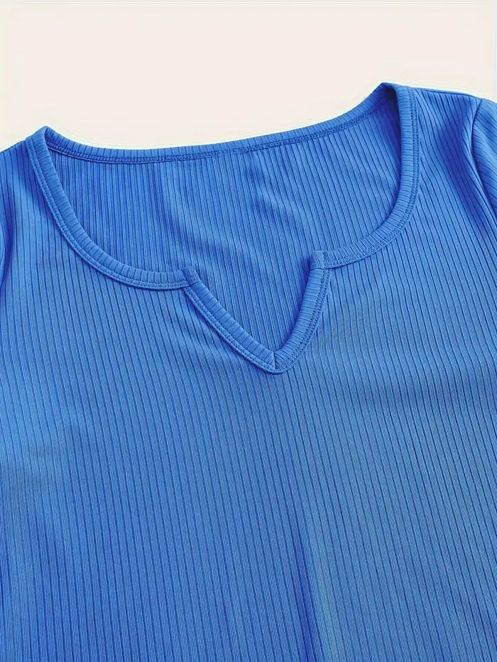 T-shirt court à manches courtes et col cranté pour femme