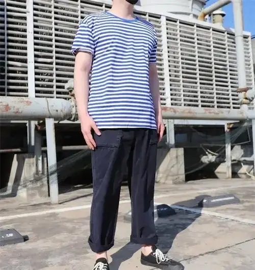 T-shirt rayé à manches courtes pour homme