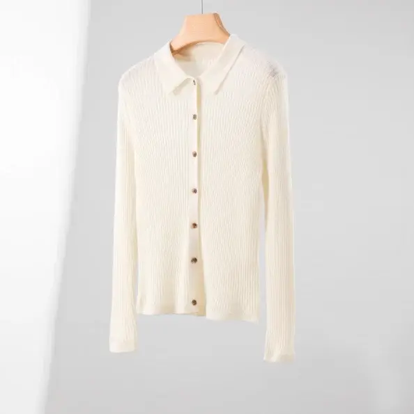 Cardigan en tricot à col polo en laine mérinos 100 % super fine pour femme