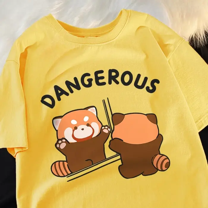 Sœurs hauts raton laveur regardant dans le miroir T-Shirt décontracté respirant rue Hip Hop