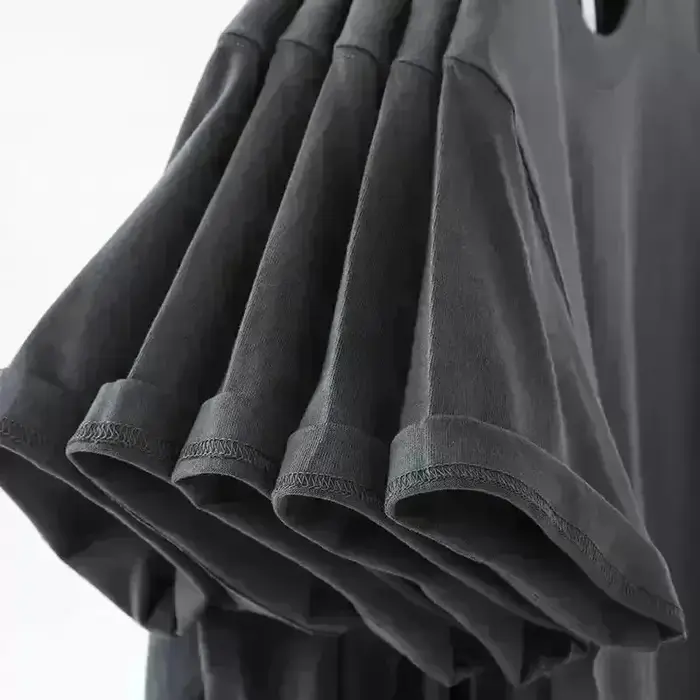 T-shirt décontracté à coupe régulière neutre Counter Strike pour hommes. Le cadeau idéal pour les fans