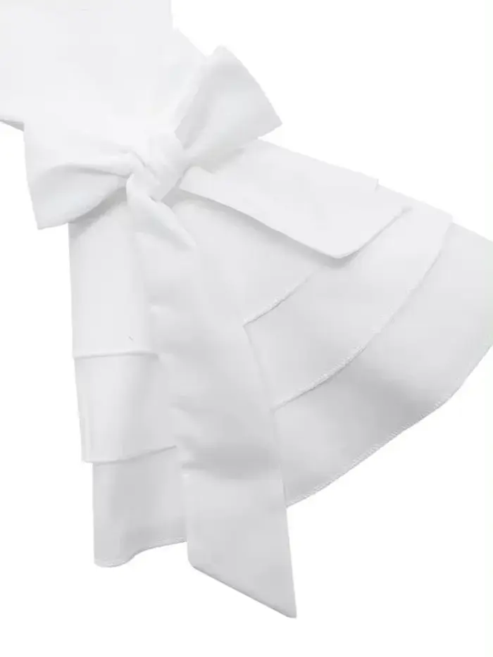 T-shirt élégant à manches longues évasées pour femmes