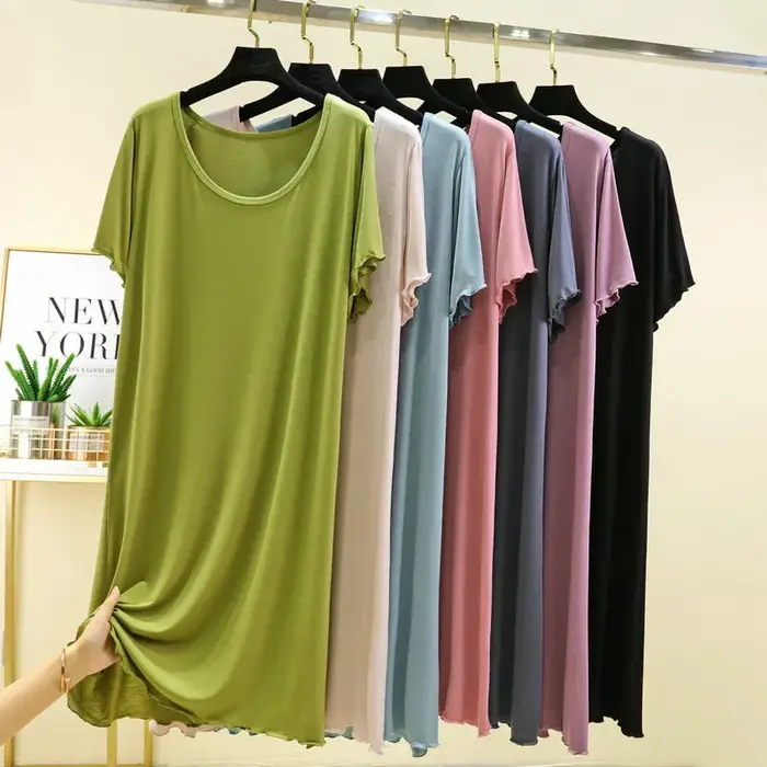 Robe de nuit décontractée à manches courtes pour femme