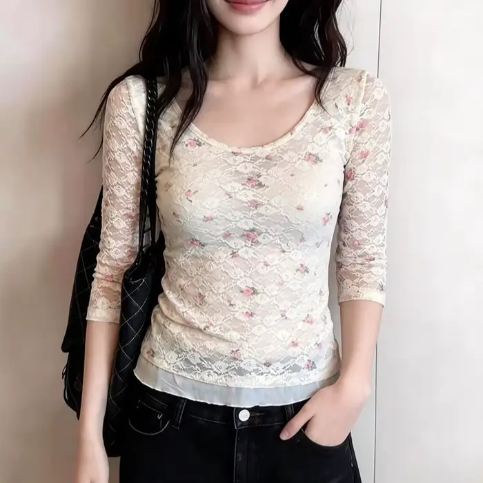T-shirt en dentelle Y2k pour femmes