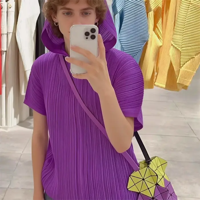 Haut plissé Miyake pour femme