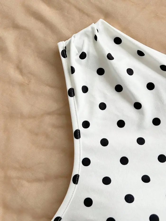 Haut court à pois pour femme
