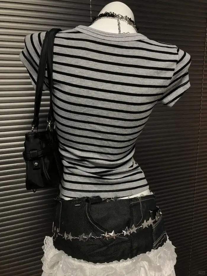T-shirt à manches courtes pour femme
