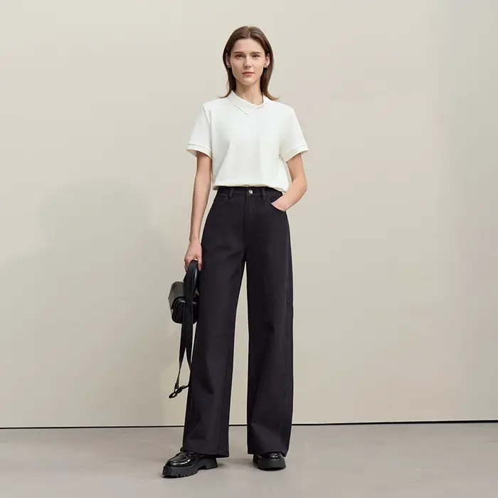 Polo Amii pour femme – Collection été 2026 – T-shirt décontracté à col revers et manches courtes avec patte de boutonnage asymétrique – Idéal pour superposer – Référence 12622015