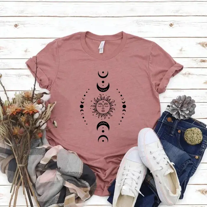 Soleil et lune étoiles T-Shirt céleste T-Shirt Boho soleil lune T-Shirts femmes à manches courtes T-