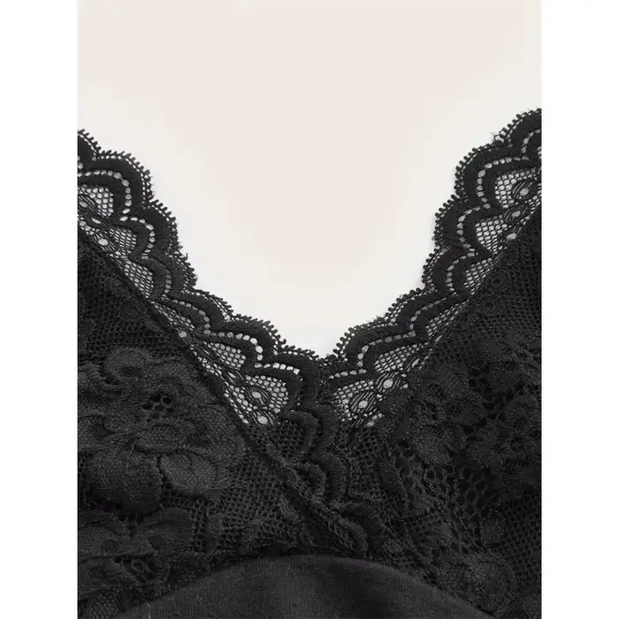 Haut à licou en patchwork de dentelle noire pour femmes