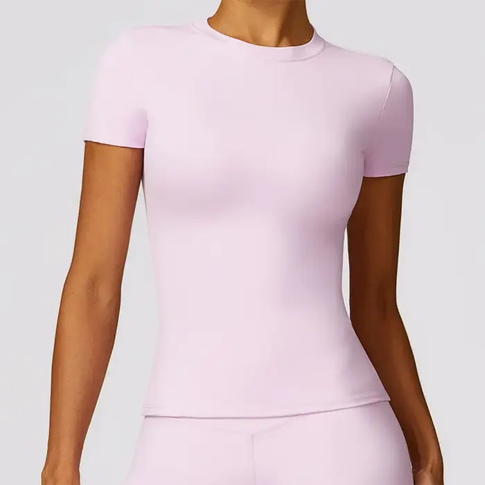 T-shirt de sport à manches courtes pour femmes