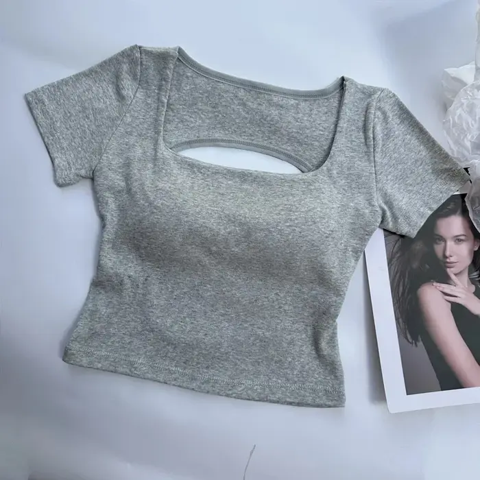 Crop top dos nu à col carré pour femme, manches courtes avec soutien-gorge intégré pour l'été et le 