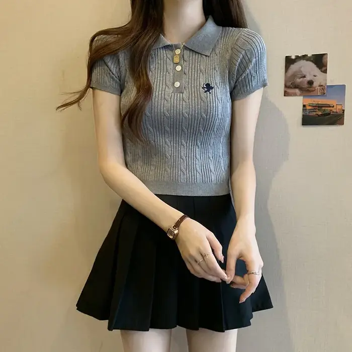 Polo en maille côtelée pour femme