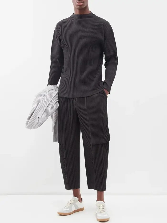 Miyake plissé homme manches longues T-Shirt mode classique noir haut à col roulé