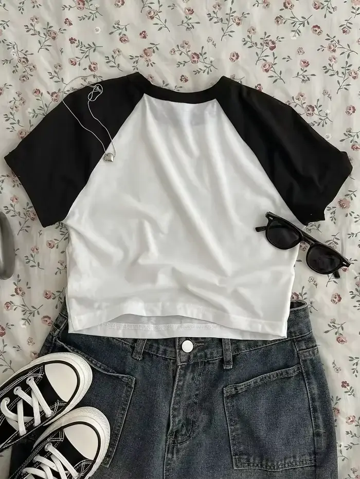 Sexy recadrée guitare musique CatT chemise imprimé haut court à manches courtes col rond T-shirt pour les femmes décontracté printemps été vêtements