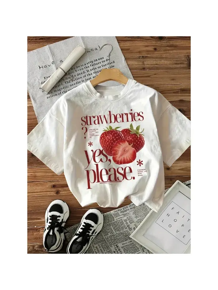 Nouveau T-shirt 2025 à imprimé graphique fraise pour femme