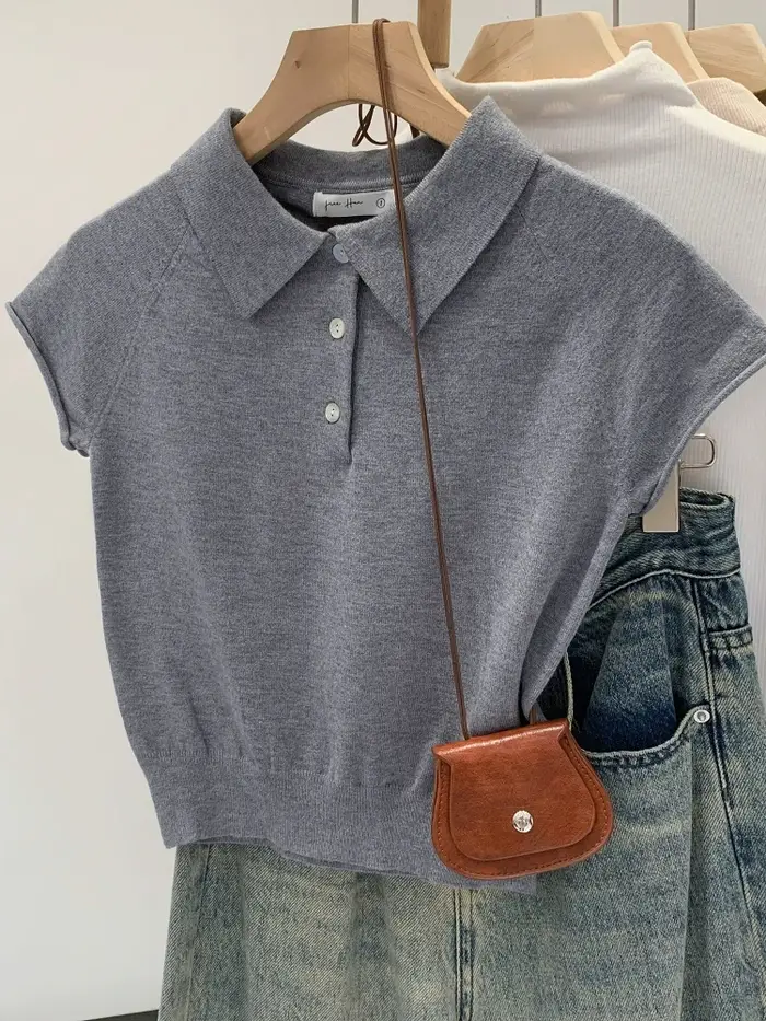 Nouveau T-shirt Femme Col Polo Bleu Marine Été 2026 – Haut Tricoté Chic et Décontracté à Manches Courtes Couleur Unie Tendance