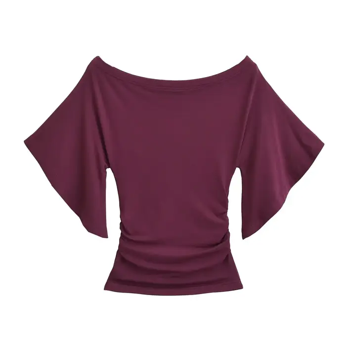 T-shirt asymétrique à une épaule coupe ajustée