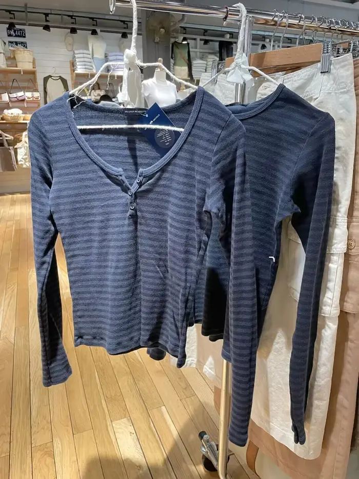 T-shirts à manches longues pour femmes, Vintage américain, rayures, trois boutons, col rond, haut en