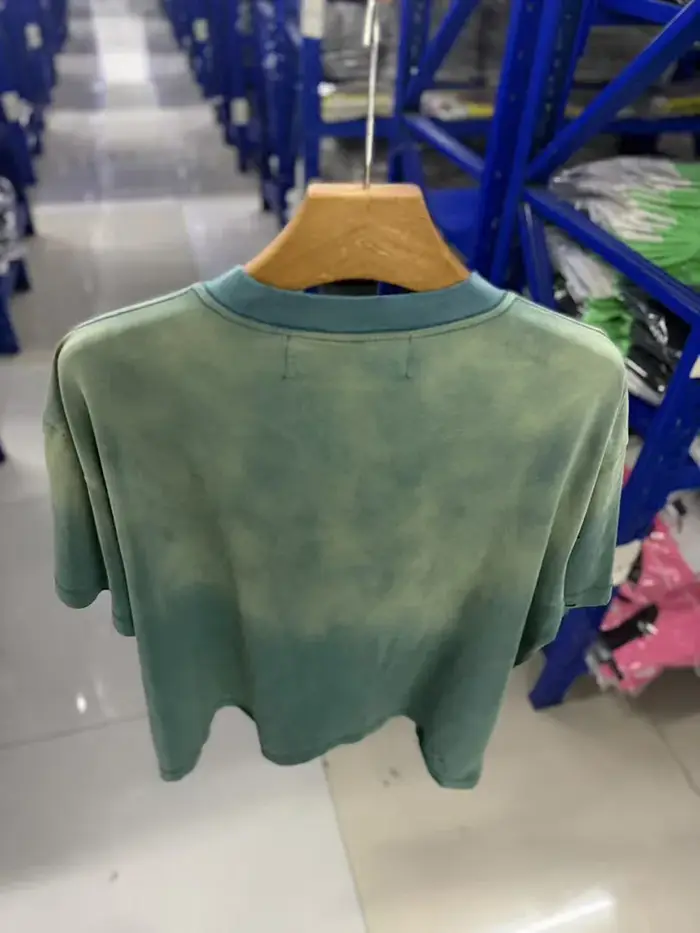 T-shirt unisexe vert délavé printemps-été, style vintage, manches courtes, effet usé, coupe oversize, streetwear
