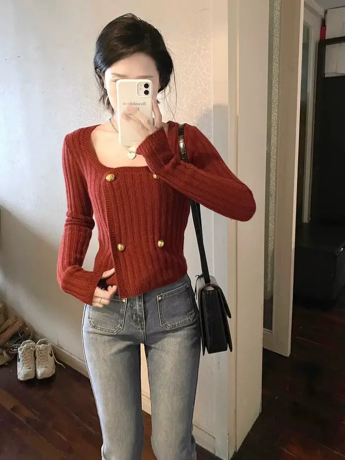 Pull à col carré pour femmes