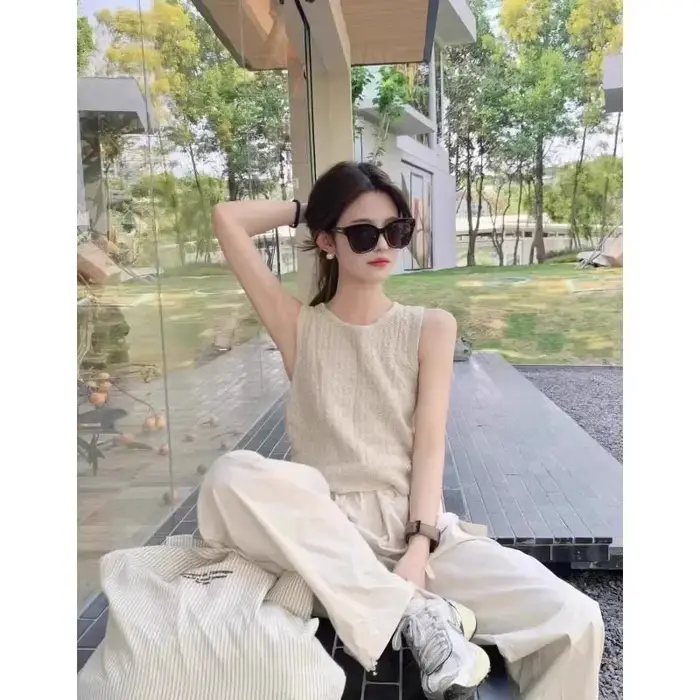 Débardeur en tricot beige pour femmes