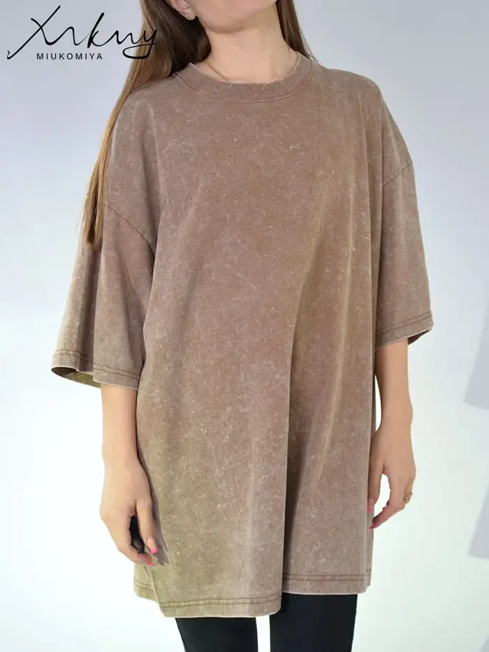 T-shirt surdimensionné en coton délavé pour femme