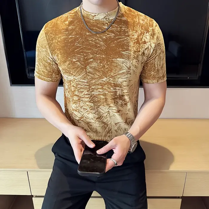 T-shirts pour hommes, design plissé tendance